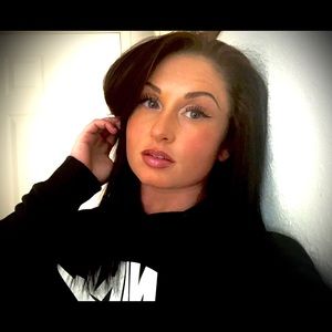 Meet your Posher, Amber!